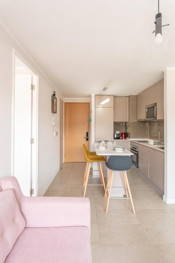 Chic Plaza 2b W/wifi, Parking & Metro. Santiago