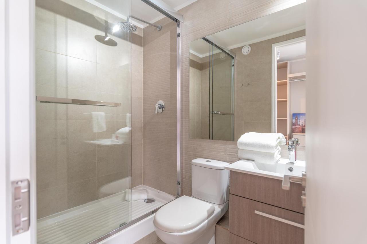 Chic Plaza 2b W/wifi, Parking & Metro. Santiago